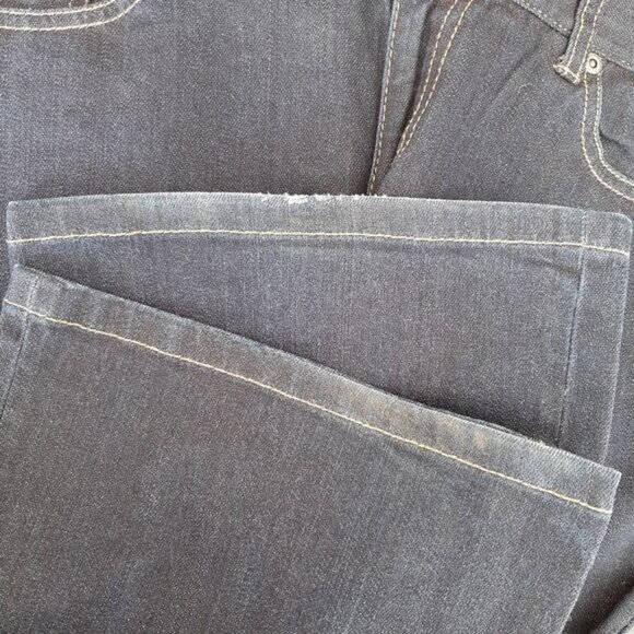 ANN TAYLOR Curvy Fit Bootcut Leg Blue Jeans Sz 10 - Picture 13 of 13